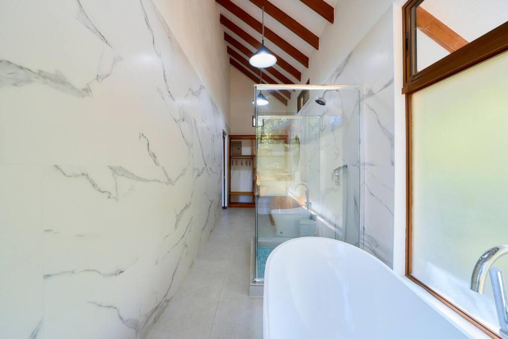 Casa Kristel - Exquisite Villa Getaway Puerto Viejo de Talamanca Ngoại thất bức ảnh