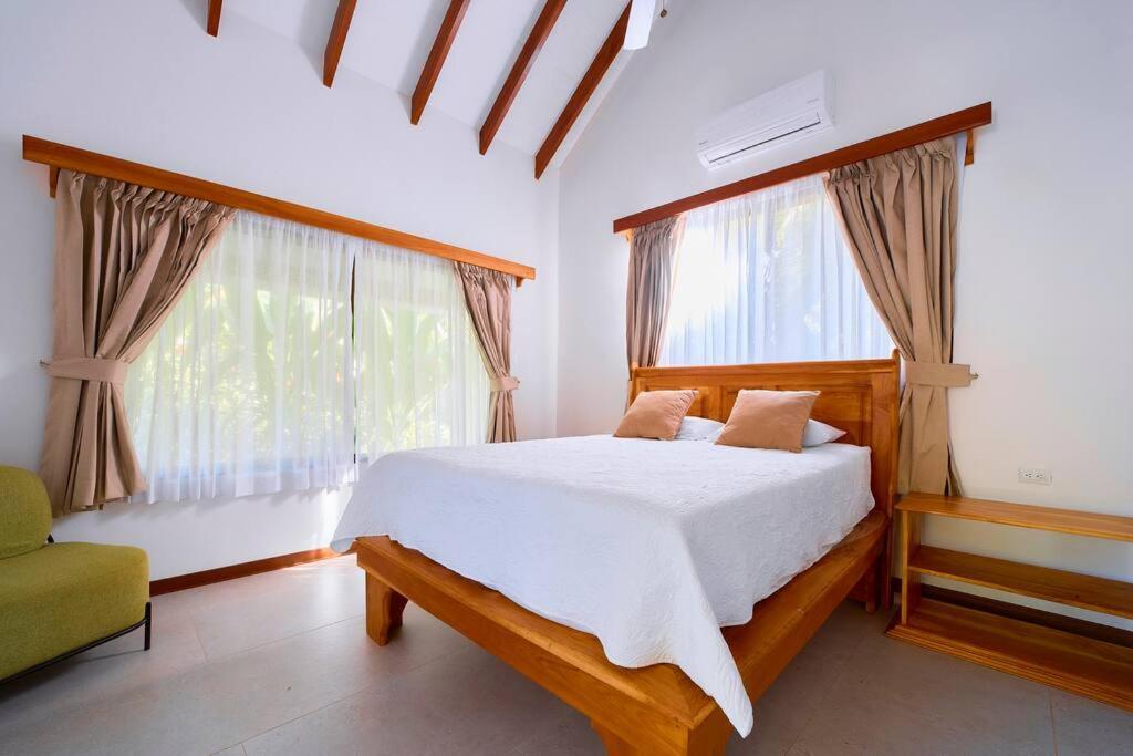 Casa Kristel - Exquisite Villa Getaway Puerto Viejo de Talamanca Ngoại thất bức ảnh